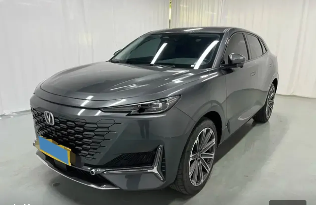 2024 ChangAn UNI-K 2.0T 233HP L4 8AT,autocango,china used car exporter,china ev exporter,chinese used car exporter,chinese used ev exporter