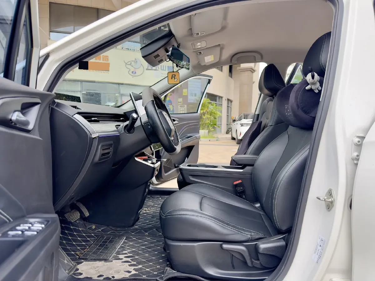 2022 ChangAn Kaicene RuiXing EM60 BEV 41.86KWH,autocango,china used car exporter,china ev exporter,chinese used car exporter,chinese used ev exporter