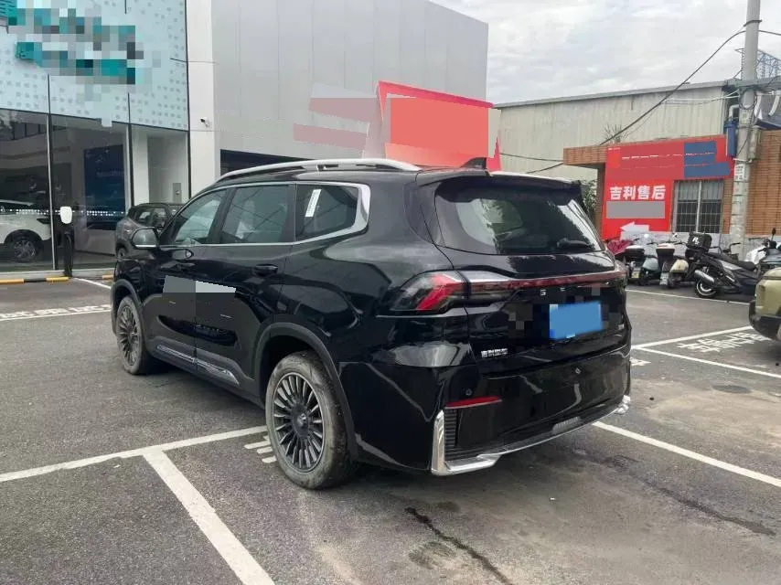 2025 Geely Okavango L 2.0T 218HP L4 7DCT,autocango,china used car exporter,china ev exporter,chinese used car exporter,chinese used ev exporter