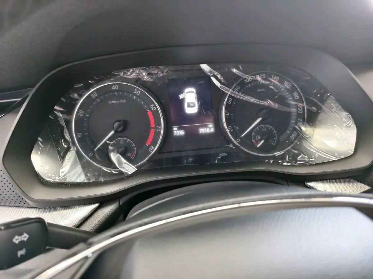 2023 Skoda Octavia 1.4T 150HP L4 7DCT,autocango,china used car exporter,china ev exporter,chinese used car exporter,chinese used ev exporter