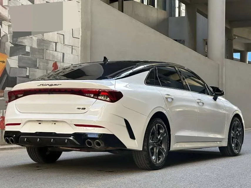 2021 Kia K5 2.0T 240HP L4 8AT,autocango,china used car exporter,china ev exporter,chinese used car exporter,chinese used ev exporter