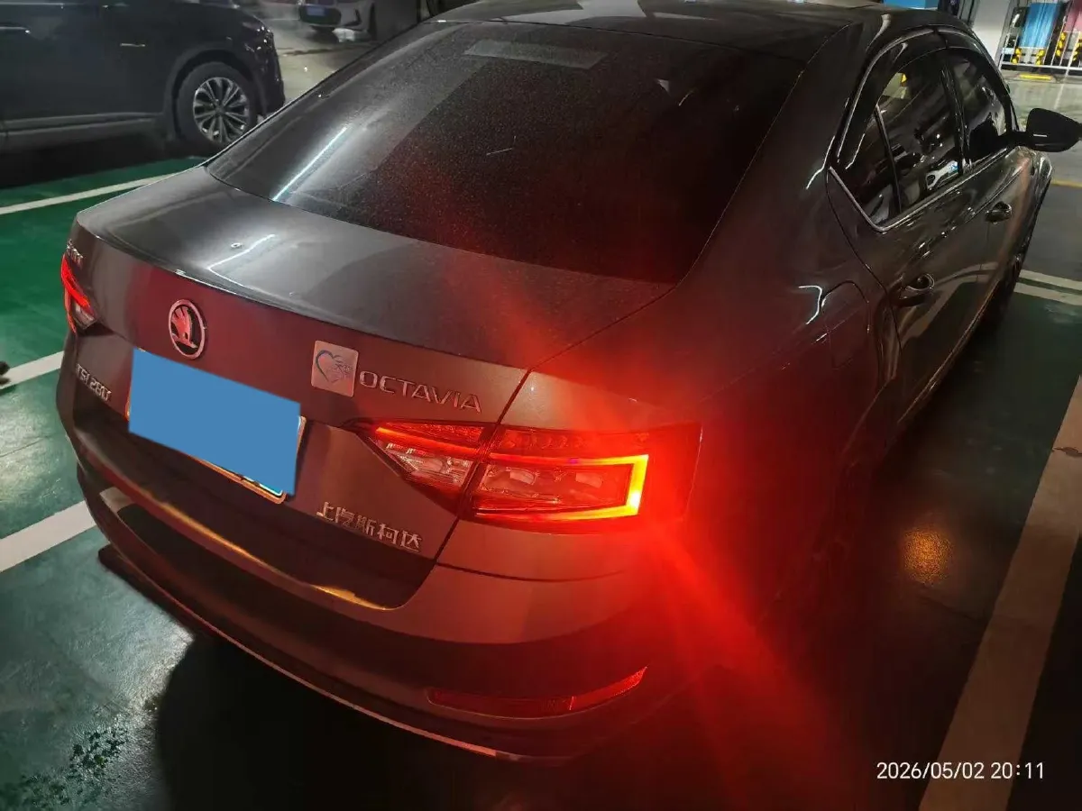 2018 Skoda Octavia 1.4T 150HP L4 7DCT,autocango,china used car exporter,china ev exporter,chinese used car exporter,chinese used ev exporter