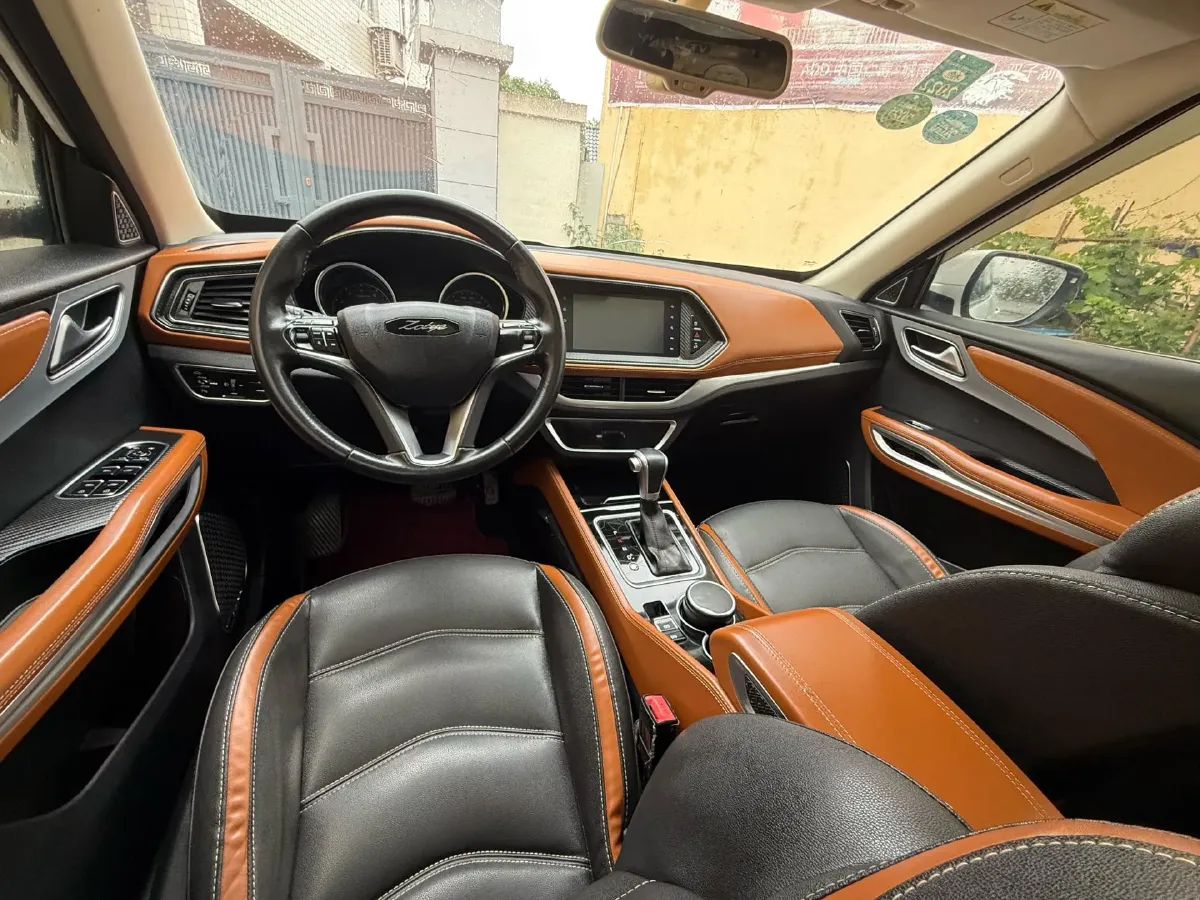 2017 Zotye T300 1.5T 144HP L4 CVT,autocango,china used car exporter,china ev exporter,chinese used car exporter,chinese used ev exporter