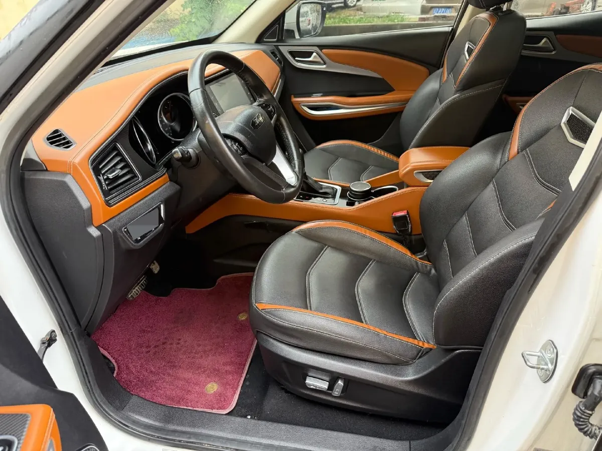 2017 Zotye T300 1.5T 144HP L4 CVT,autocango,china used car exporter,china ev exporter,chinese used car exporter,chinese used ev exporter