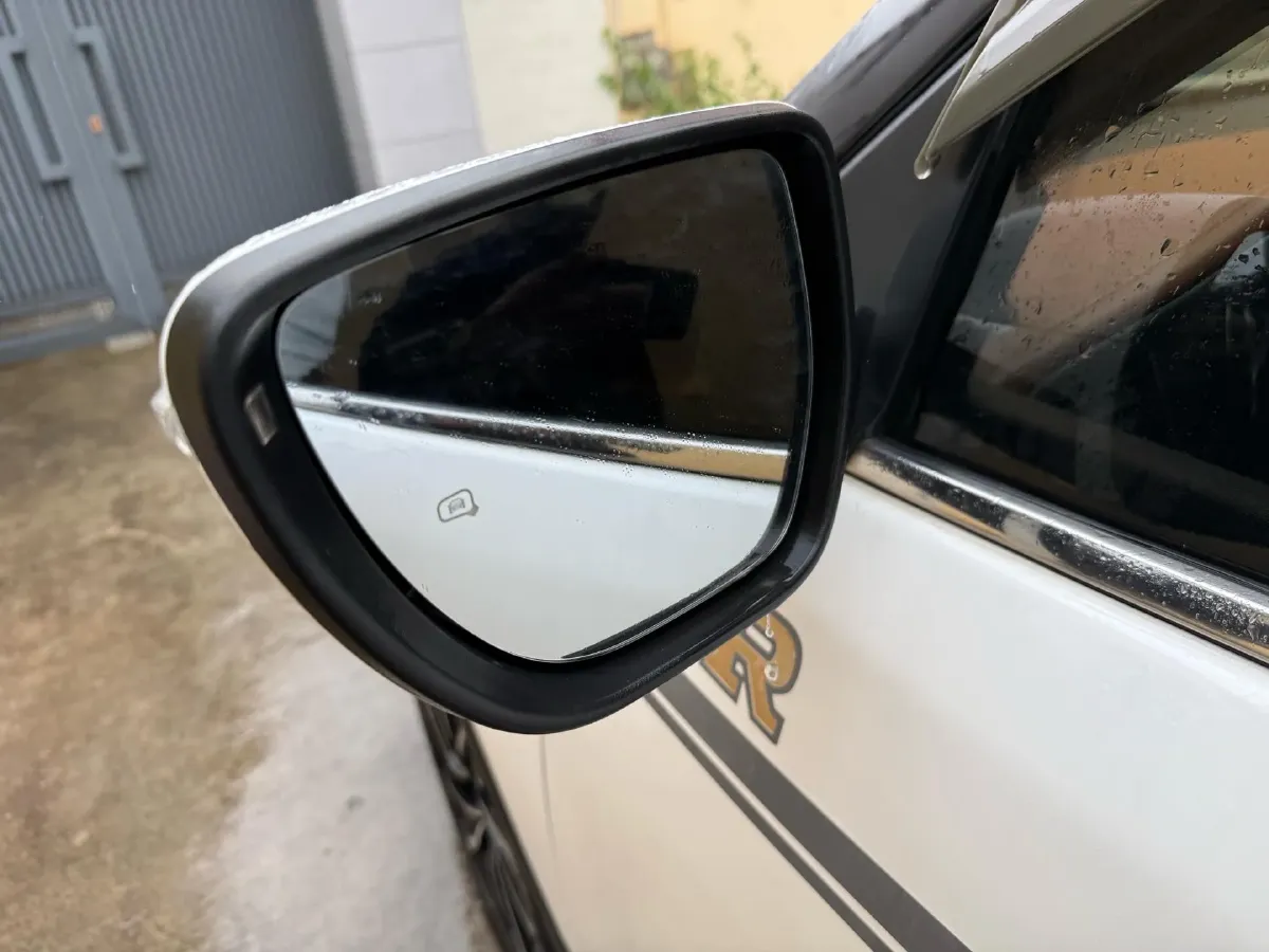 2017 Zotye T300 1.5T 144HP L4 CVT,autocango,china used car exporter,china ev exporter,chinese used car exporter,chinese used ev exporter