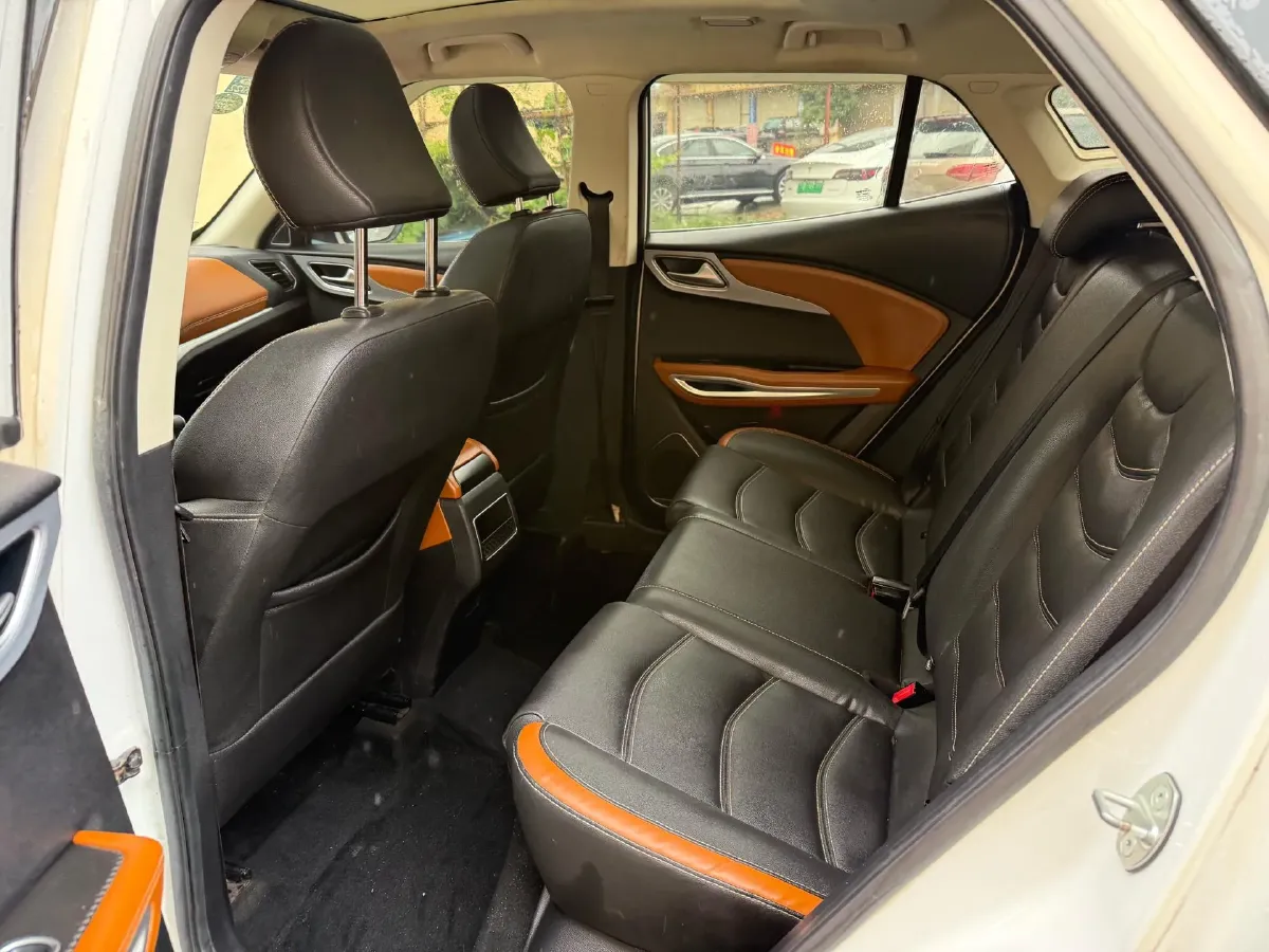 2017 Zotye T300 1.5T 144HP L4 CVT,autocango,china used car exporter,china ev exporter,chinese used car exporter,chinese used ev exporter
