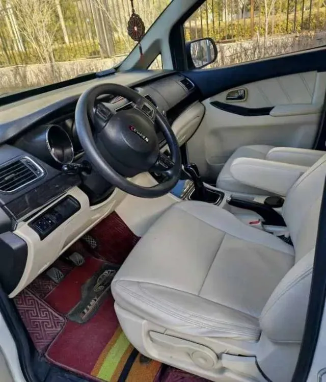 2018 HaiMa Family F5 1.6L 125HP L4 5MT,autocango,china used car exporter,china ev exporter,chinese used car exporter,chinese used ev exporter