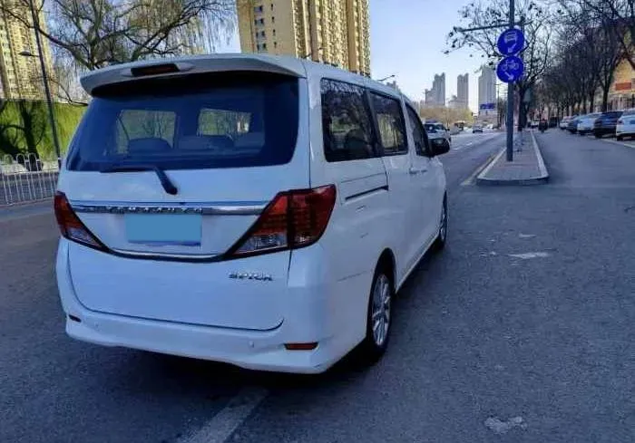 2018 HaiMa Family F5 1.6L 125HP L4 5MT,autocango,china used car exporter,china ev exporter,chinese used car exporter,chinese used ev exporter