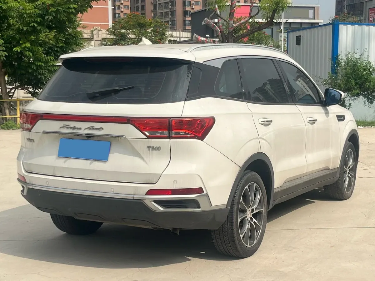 2018 Zotye T500 1.5T 156HP L4 5MT,autocango,china used car exporter,china ev exporter,chinese used car exporter,chinese used ev exporter