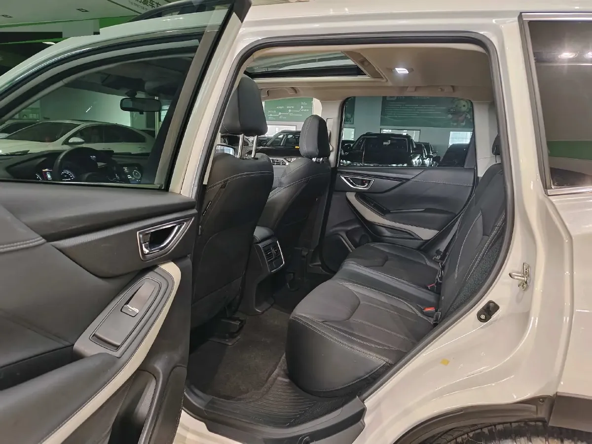 2022 Subaru Forester 2.0L 154HP H4 CVT,autocango,china used car exporter,china ev exporter,chinese used car exporter,chinese used ev exporter