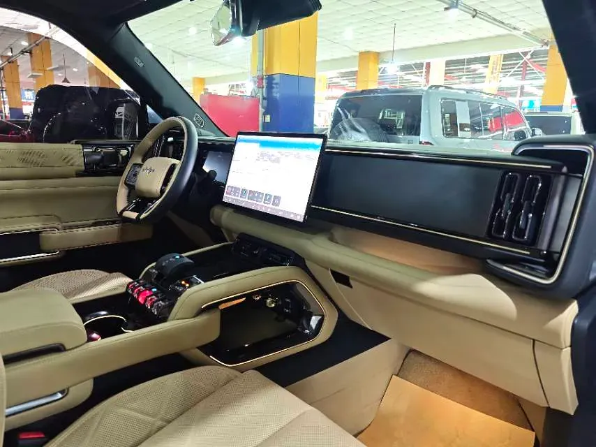 2023 FangChengBao Bao 5 1.5T 194HP L4 E-CVT PHEV 31.8KWH,autocango,china used car exporter,china ev exporter,chinese used car exporter,chinese used ev exporter