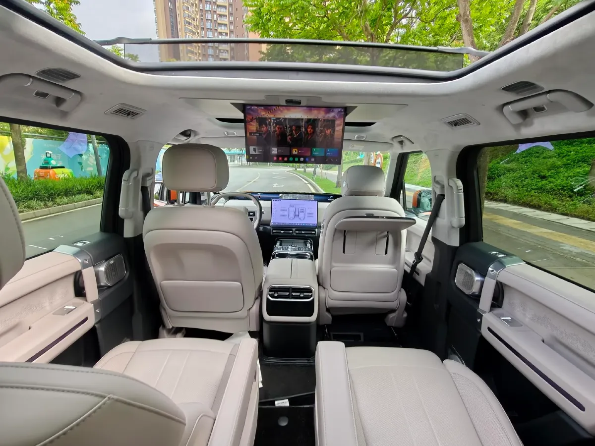 2025 Jetour Zongheng G700 2.0T 211HP L4 2DHT PHEV,autocango,china used car exporter,china ev exporter,chinese used car exporter,chinese used ev exporter