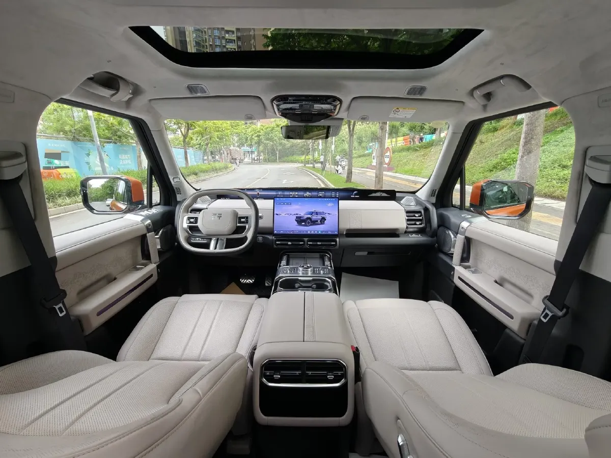 2025 Jetour Zongheng G700 2.0T 211HP L4 2DHT PHEV,autocango,china used car exporter,china ev exporter,chinese used car exporter,chinese used ev exporter