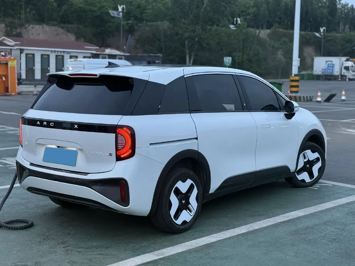2024 ARCFOX KAOLA S BEV 58.8KWH,autocango,china used car exporter,china ev exporter,chinese used car exporter,chinese used ev exporter