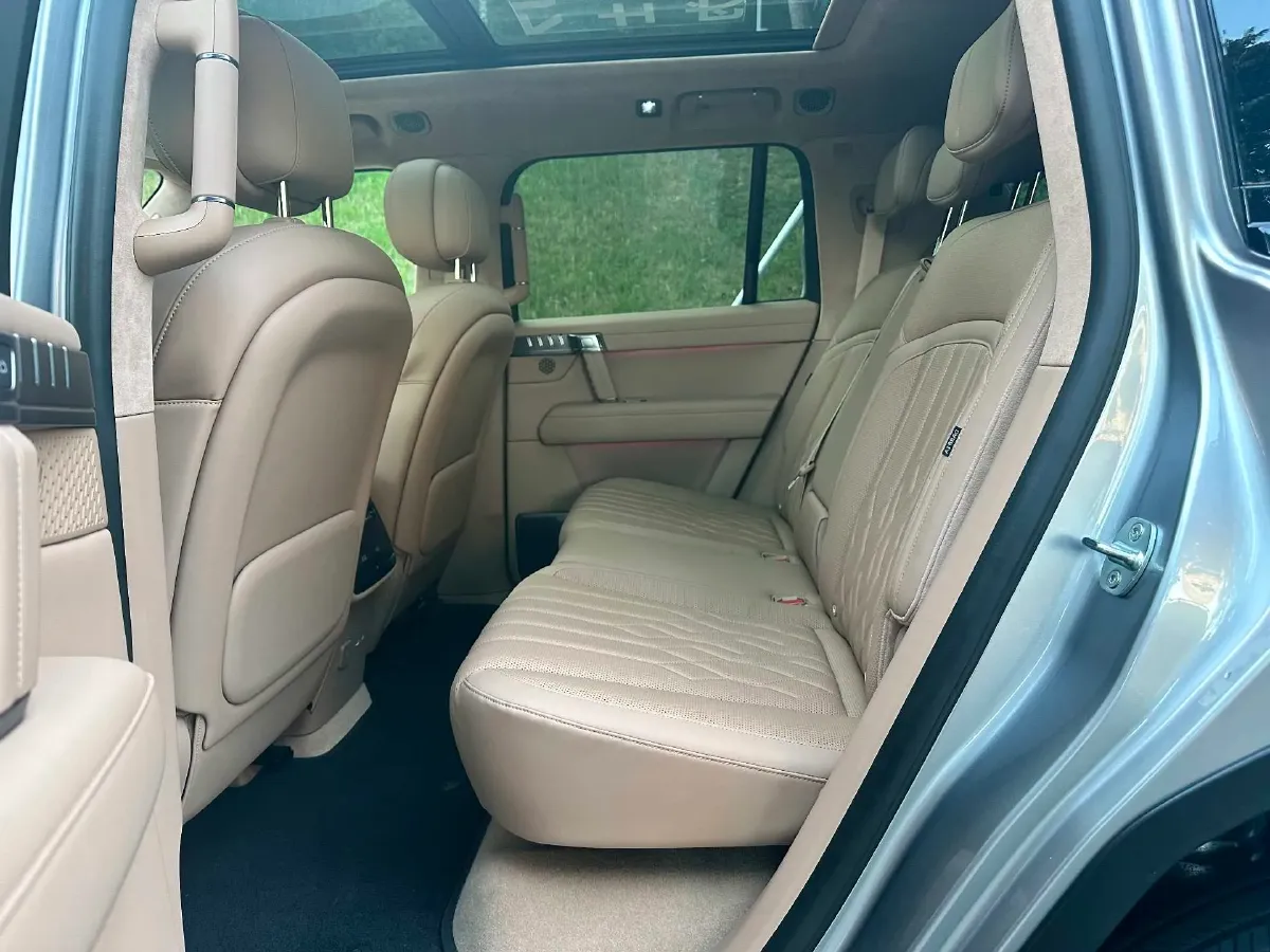2025 BMW 3 Series 2.0T 245HP L4 8AT,autocango,china used car exporter,china ev exporter,chinese used car exporter,chinese used ev exporter