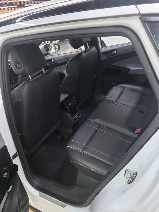 2023 Volkswagen ID.4 X BEV 52.8KWH,autocango,china used car exporter,china ev exporter,chinese used car exporter,chinese used ev exporter