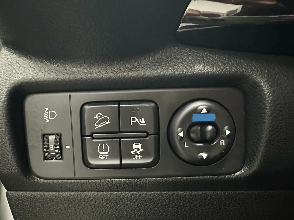 2021 Kia KX1 1.4L 100HP L4 CVT,autocango,china used car exporter,china ev exporter,chinese used car exporter,chinese used ev exporter