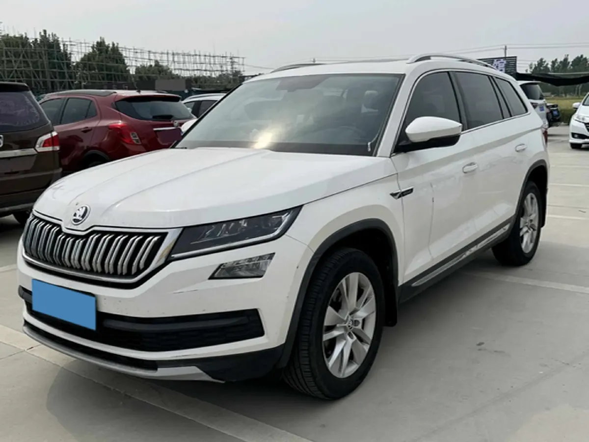 2018 Skoda Kodiak 2.0T 186HP L4 7DCT,autocango,china used car exporter,china ev exporter,chinese used car exporter,chinese used ev exporter