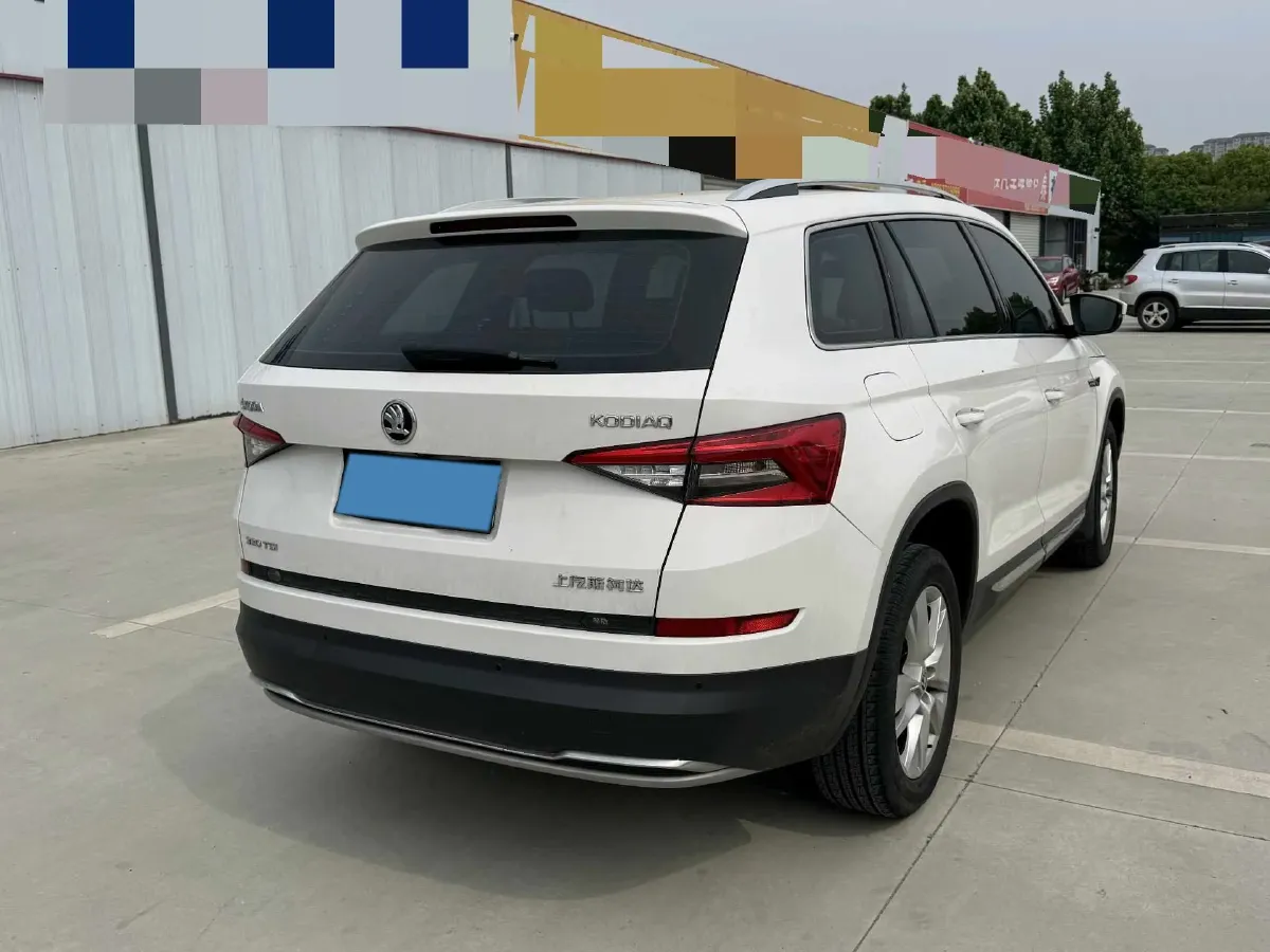 2018 Skoda Kodiak 2.0T 186HP L4 7DCT,autocango,china used car exporter,china ev exporter,chinese used car exporter,chinese used ev exporter
