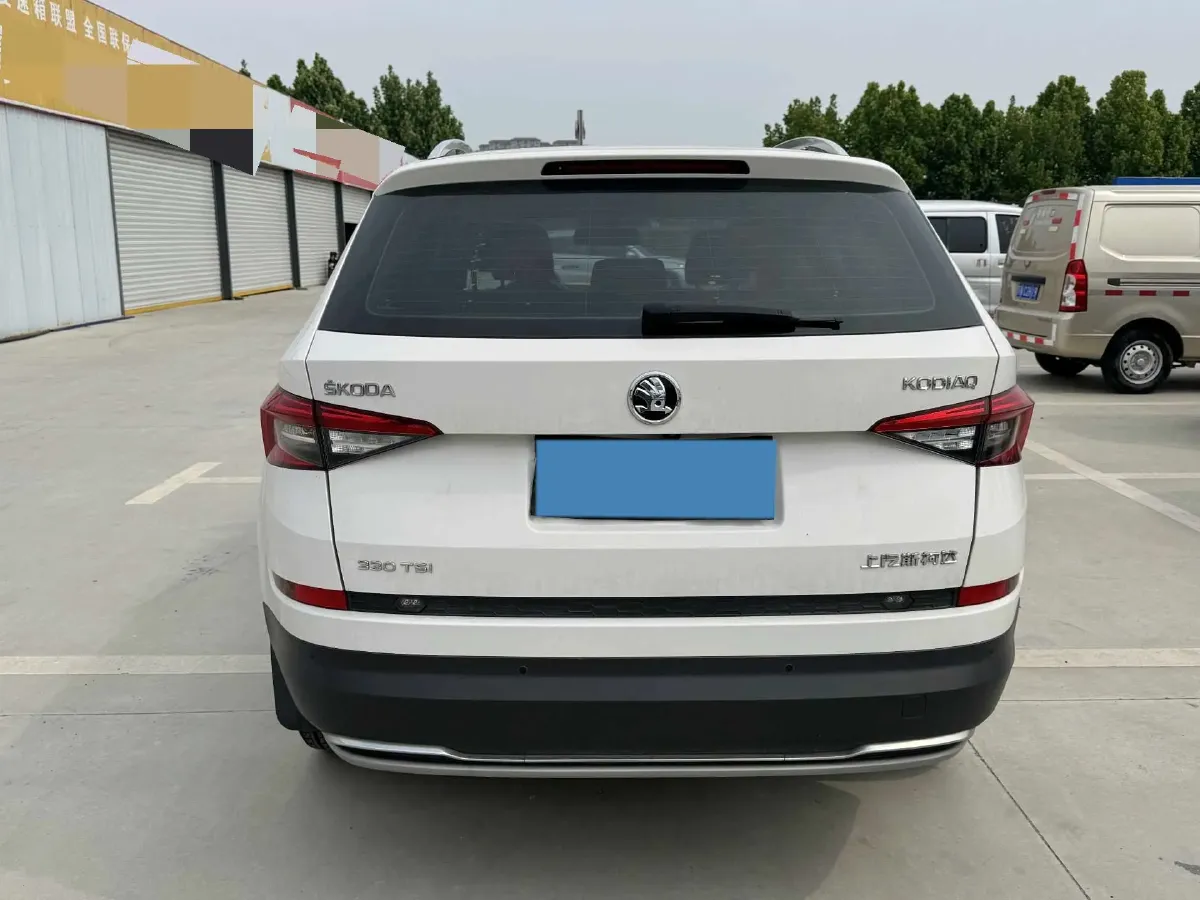 2018 Skoda Kodiak 2.0T 186HP L4 7DCT,autocango,china used car exporter,china ev exporter,chinese used car exporter,chinese used ev exporter