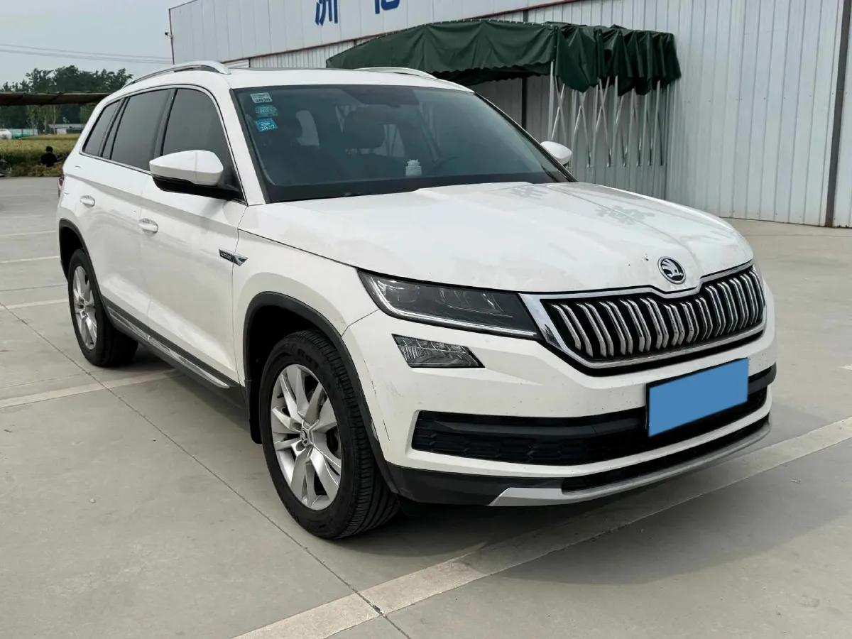 2018 Skoda Kodiak 2.0T 186HP L4 7DCT,autocango,china used car exporter,china ev exporter,chinese used car exporter,chinese used ev exporter