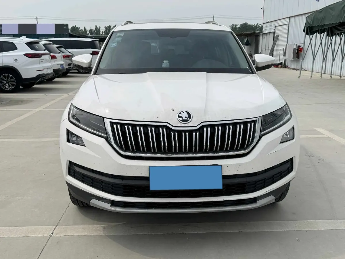2018 Skoda Kodiak 2.0T 186HP L4 7DCT,autocango,china used car exporter,china ev exporter,chinese used car exporter,chinese used ev exporter