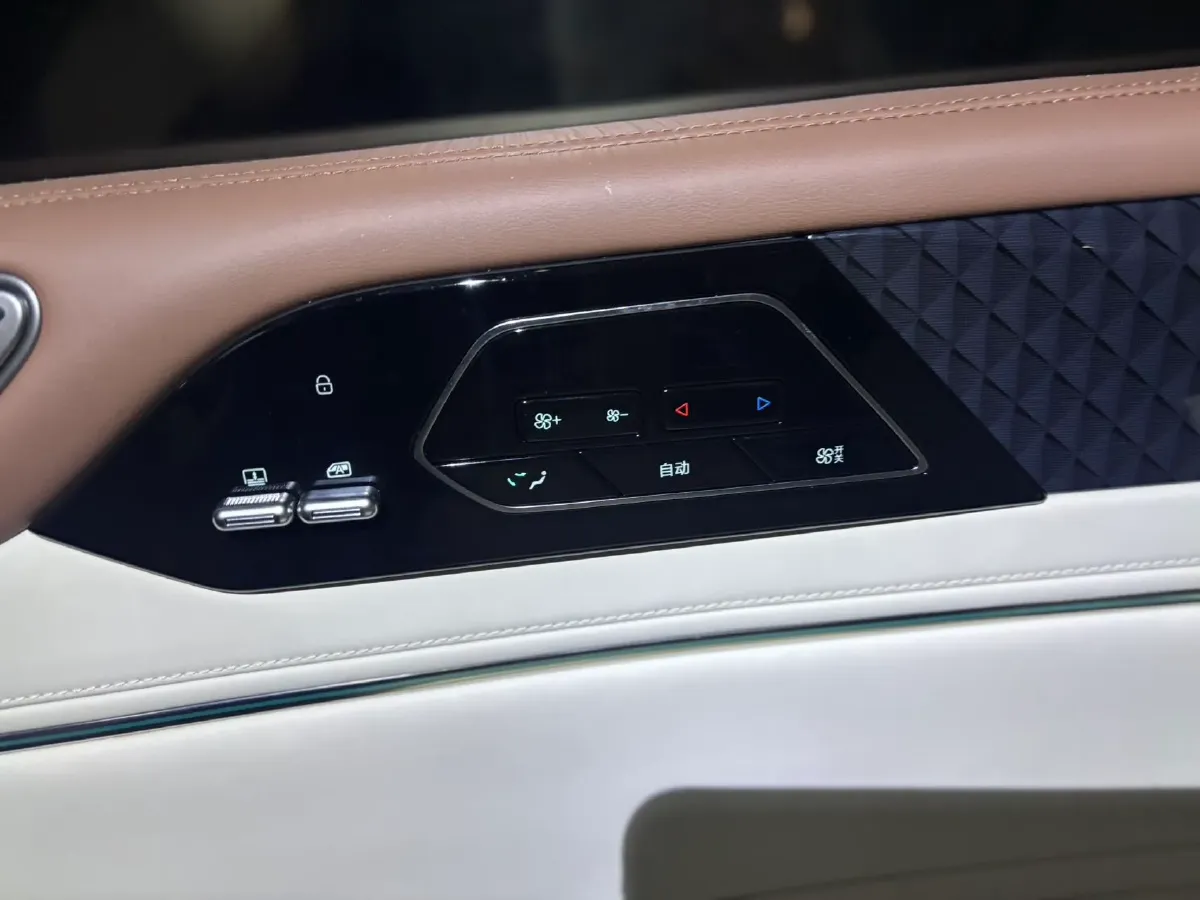 2025 BYD Xia 1.5T 156HP L4 E-CVT PHEV 20.39KWH,autocango,china used car exporter,china ev exporter,chinese used car exporter,chinese used ev exporter