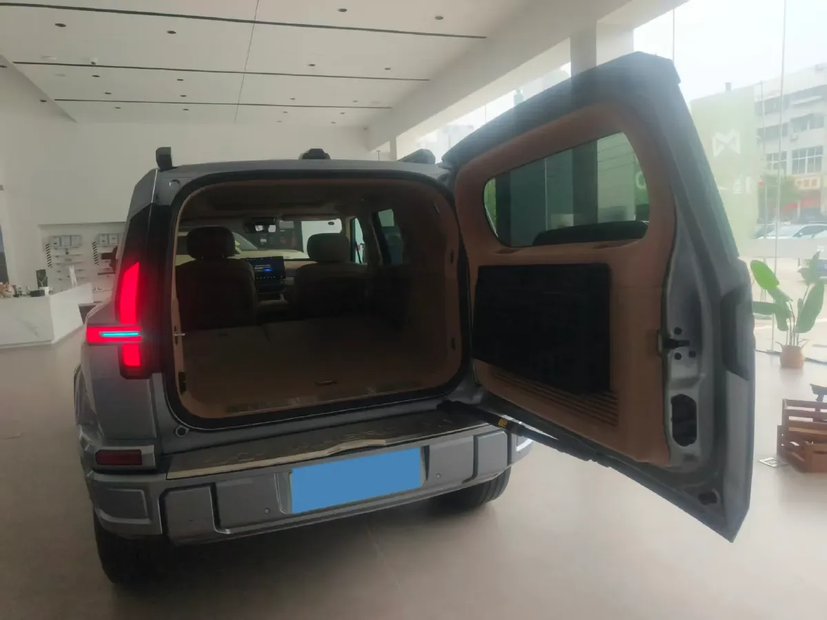 2025 BMW 3 Series 2.0T 245HP L4 8AT,autocango,china used car exporter,china ev exporter,chinese used car exporter,chinese used ev exporter