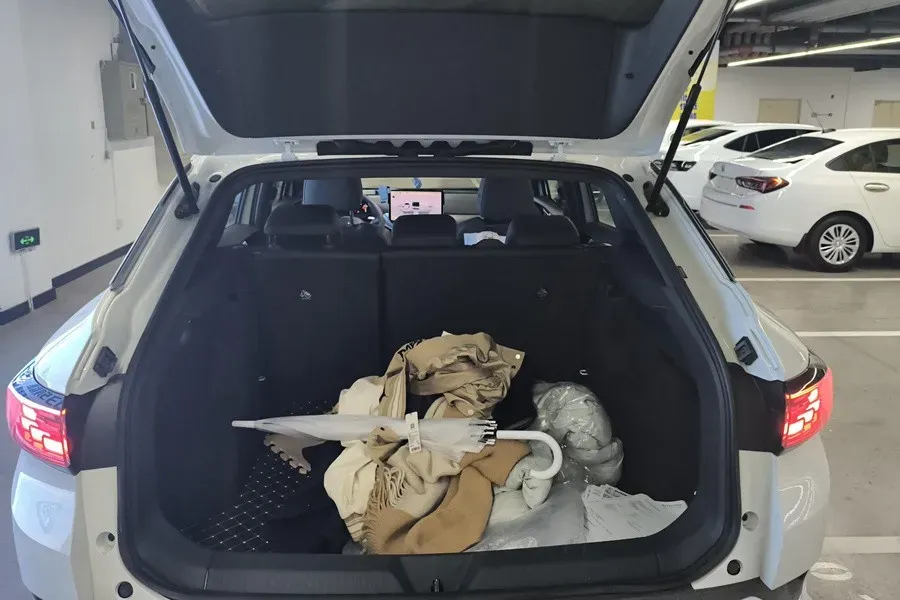 2025 Skoda Superb 2.0T 186HP L4 7DCT,autocango,china used car exporter,china ev exporter,chinese used car exporter,chinese used ev exporter
