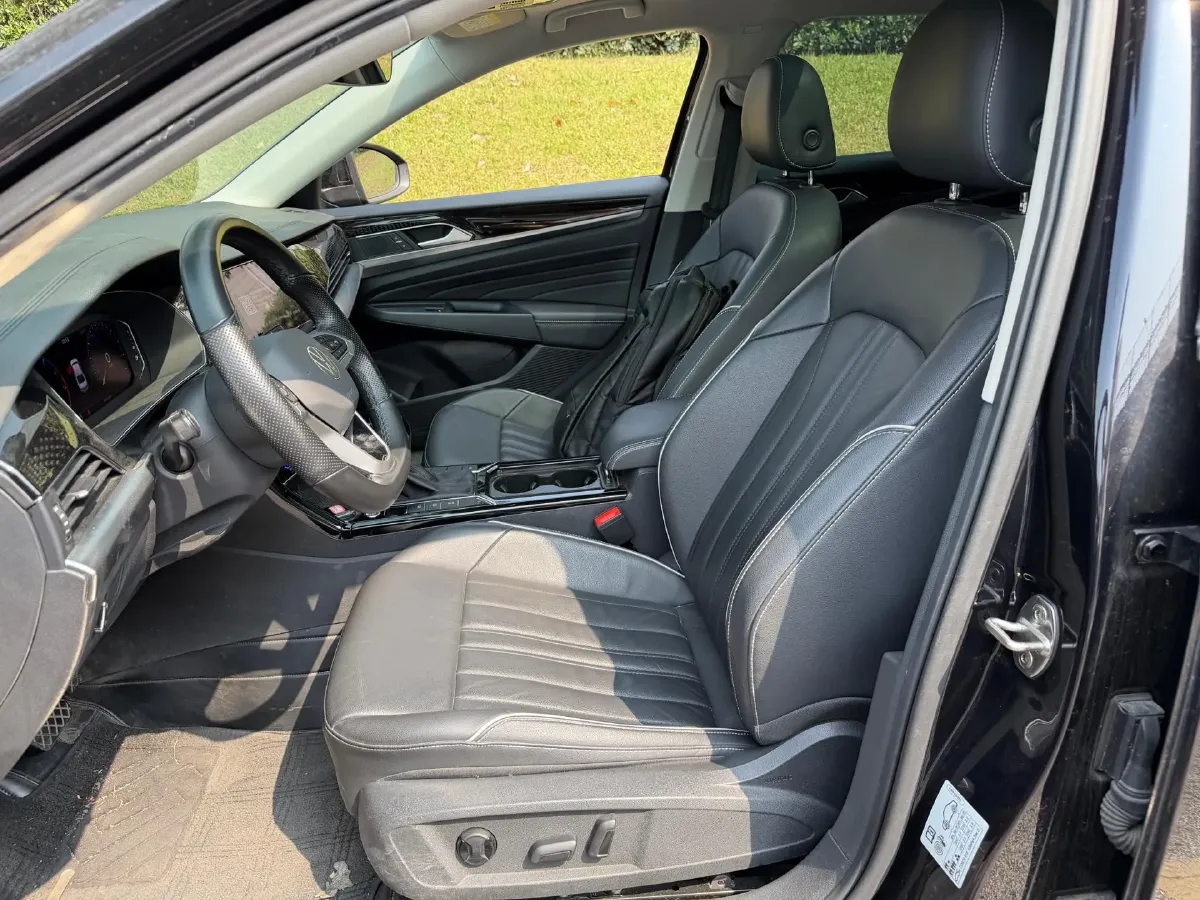 2022 Skoda Kodiak GT 2.0T 186HP L4 7DCT,autocango,china used car exporter,china ev exporter,chinese used car exporter,chinese used ev exporter