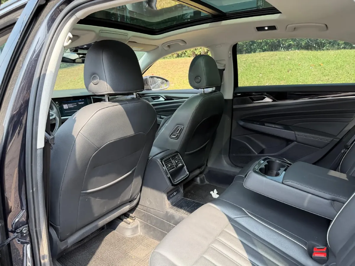 2022 Skoda Kodiak GT 2.0T 186HP L4 7DCT,autocango,china used car exporter,china ev exporter,chinese used car exporter,chinese used ev exporter