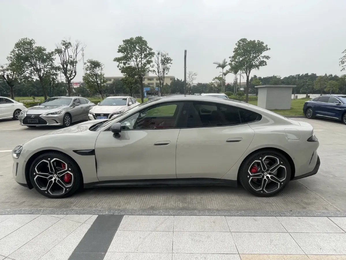 2026 MI SU7 BEV,autocango,china used car exporter,china ev exporter,chinese used car exporter,chinese used ev exporter