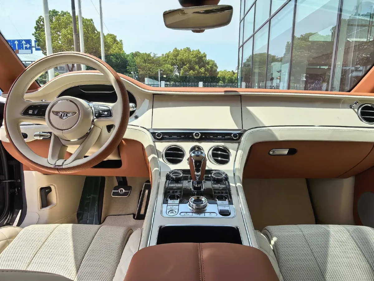 2022 Bentley Continental 6.0T 635HP W12 8DCT,autocango,china used car exporter,china ev exporter,chinese used car exporter,chinese used ev exporter
