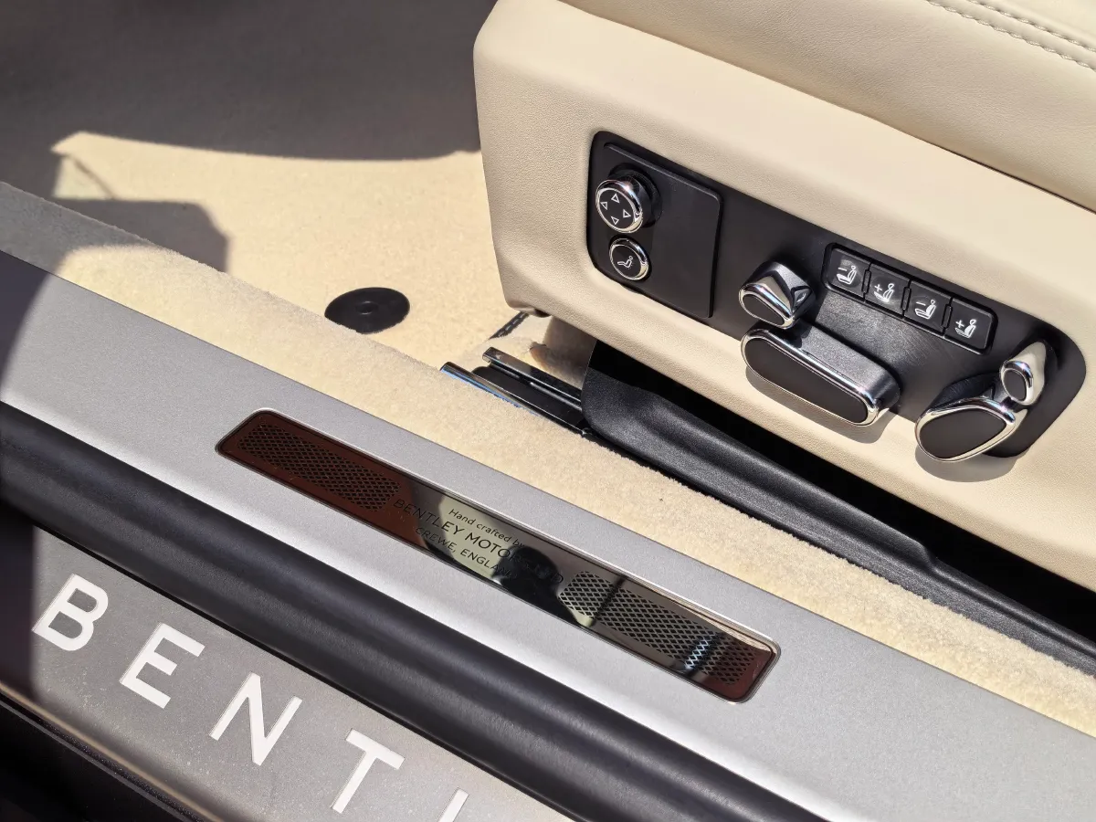 2022 Bentley Continental 6.0T 635HP W12 8DCT,autocango,china used car exporter,china ev exporter,chinese used car exporter,chinese used ev exporter