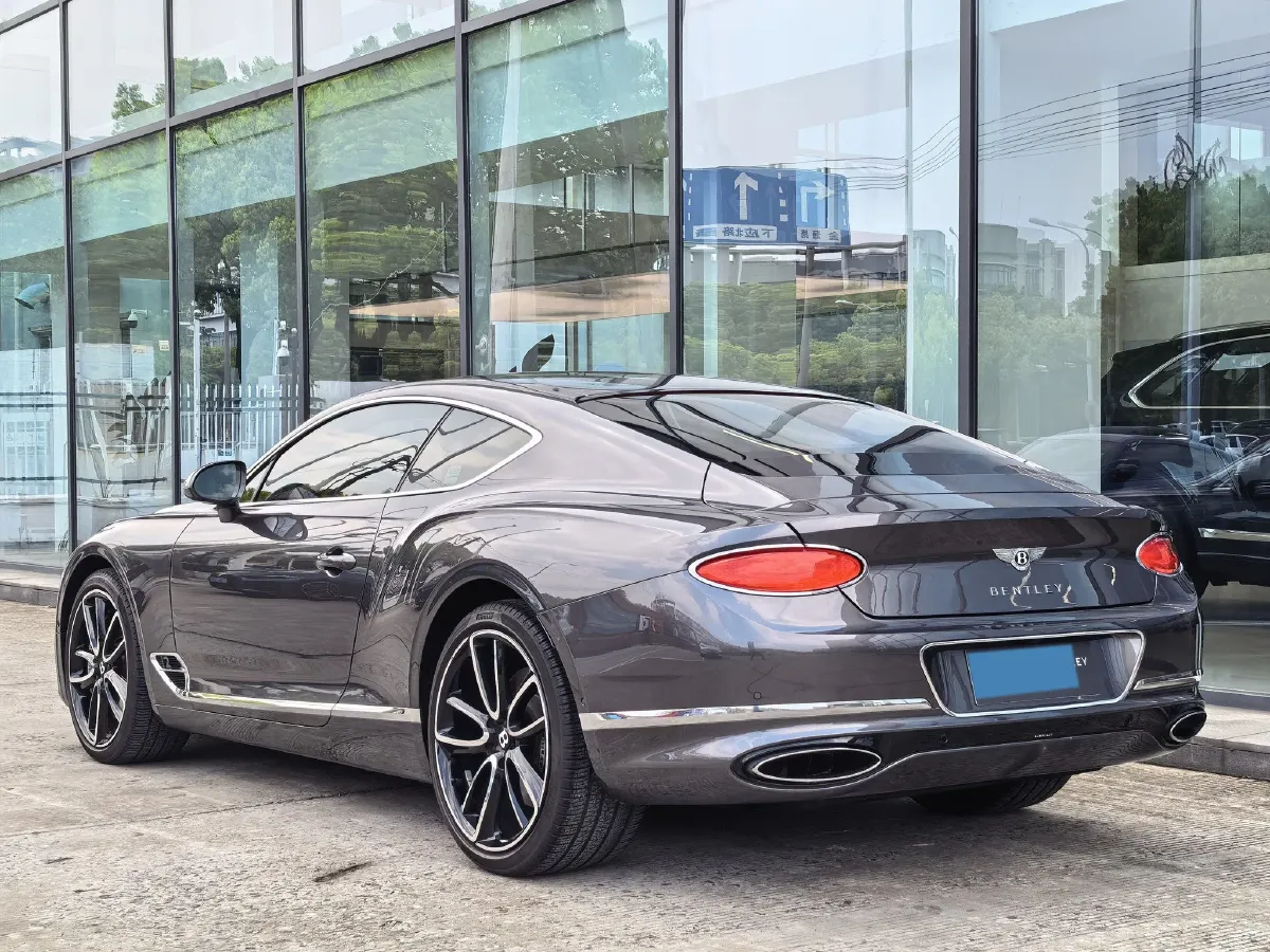 2022 Bentley Continental 6.0T 635HP W12 8DCT,autocango,china used car exporter,china ev exporter,chinese used car exporter,chinese used ev exporter