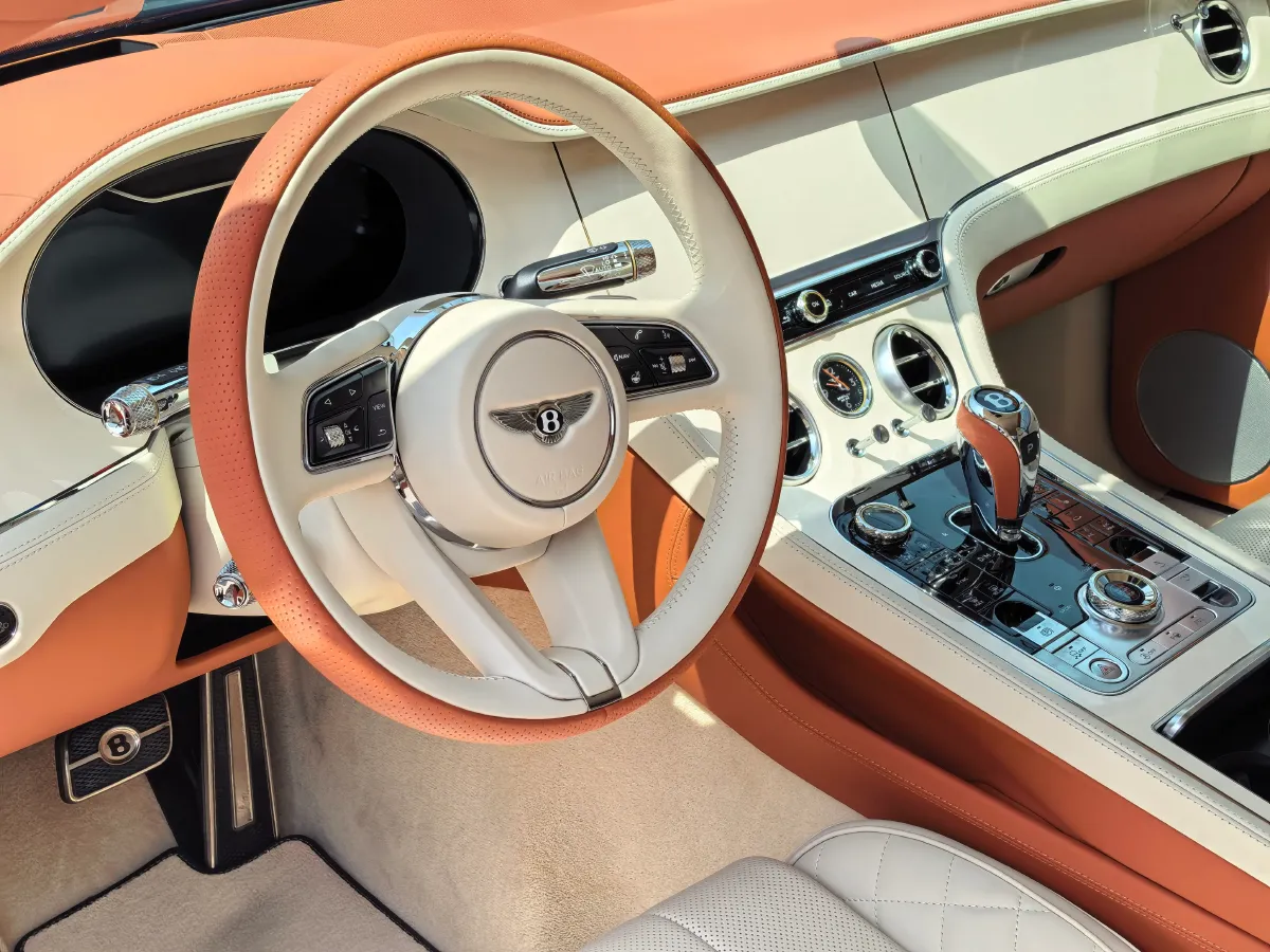 2022 Bentley Continental 6.0T 635HP W12 8DCT,autocango,china used car exporter,china ev exporter,chinese used car exporter,chinese used ev exporter