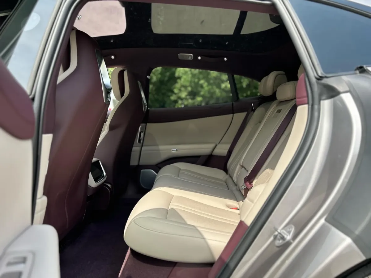 2025 MI YU7 BEV 96.3KWH,autocango,china used car exporter,china ev exporter,chinese used car exporter,chinese used ev exporter