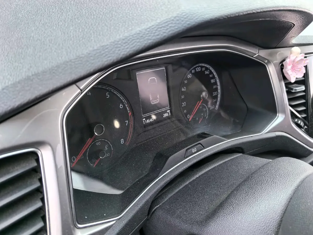 2018 Mitsubishi Eclipse Cross 1.5T 170HP L4 CVT,autocango,china used car exporter,china ev exporter,chinese used car exporter,chinese used ev exporter