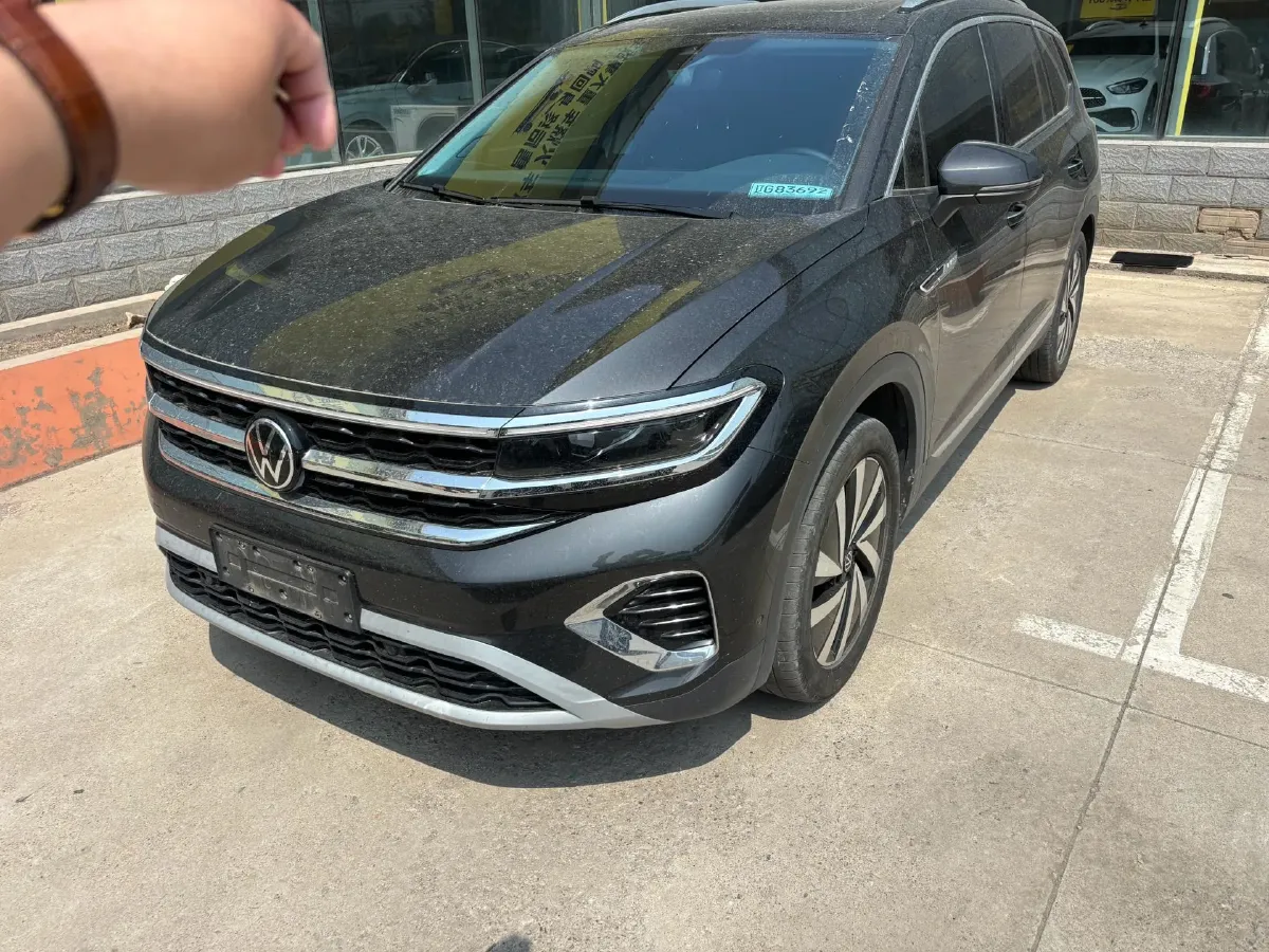 2021 Volkswagen Talagon 2.0T 220HP L4 7DCT,autocango,china used car exporter,china ev exporter,chinese used car exporter,chinese used ev exporter