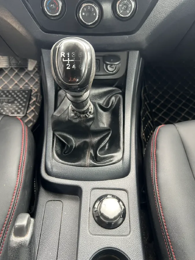 2018 Isuzu LingTuo 2.5T 129HP L4 6MT,autocango,china used car exporter,china ev exporter,chinese used car exporter,chinese used ev exporter