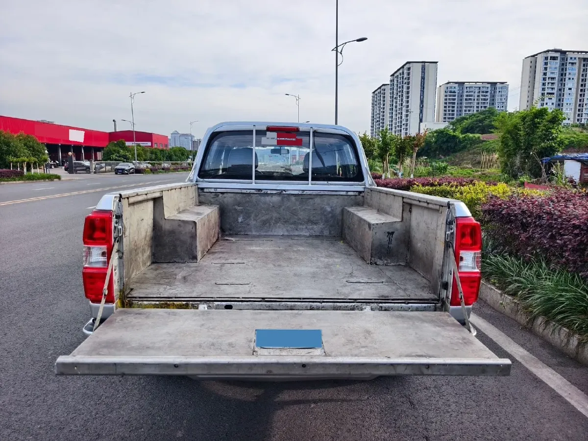 2021 Dongfeng RuiQi 2.4T 165HP L4 5MT,autocango,china used car exporter,china ev exporter,chinese used car exporter,chinese used ev exporter