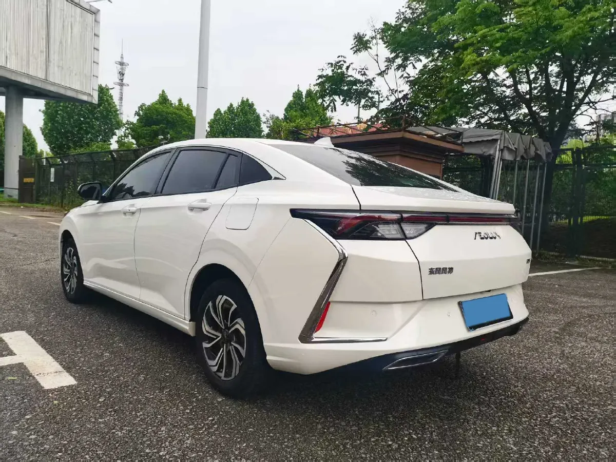 2021 DongFeng Aeolus YiXuan 1.5T 150HP L4 6DCT,autocango,china used car exporter,china ev exporter,chinese used car exporter,chinese used ev exporter
