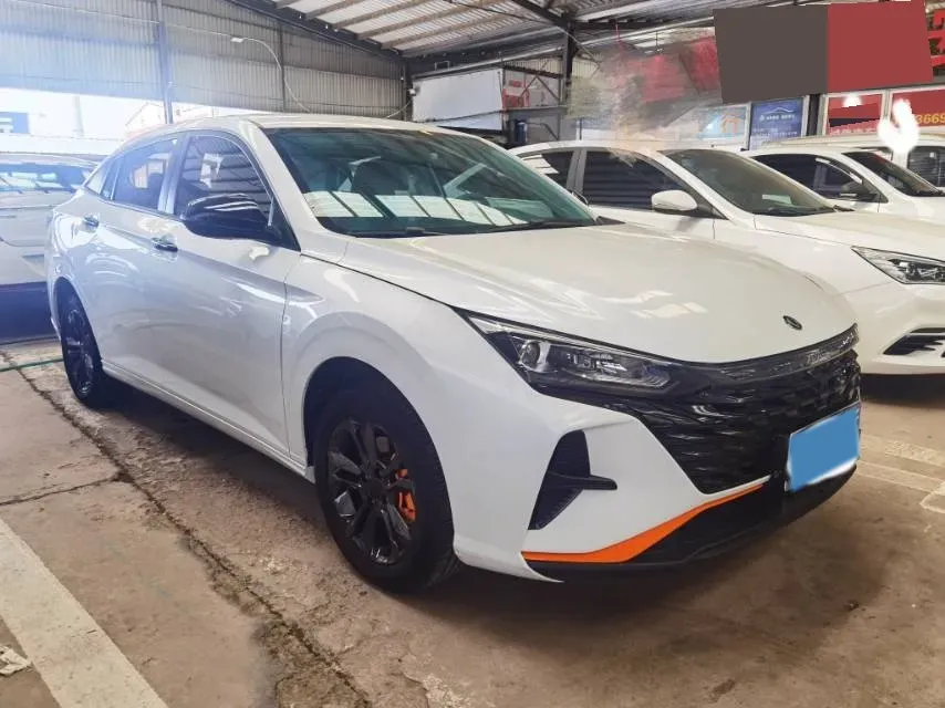 2023 DongFeng Aeolus YiXuan 1.5L 125HP L4 6DCT,autocango,china used car exporter,china ev exporter,chinese used car exporter,chinese used ev exporter