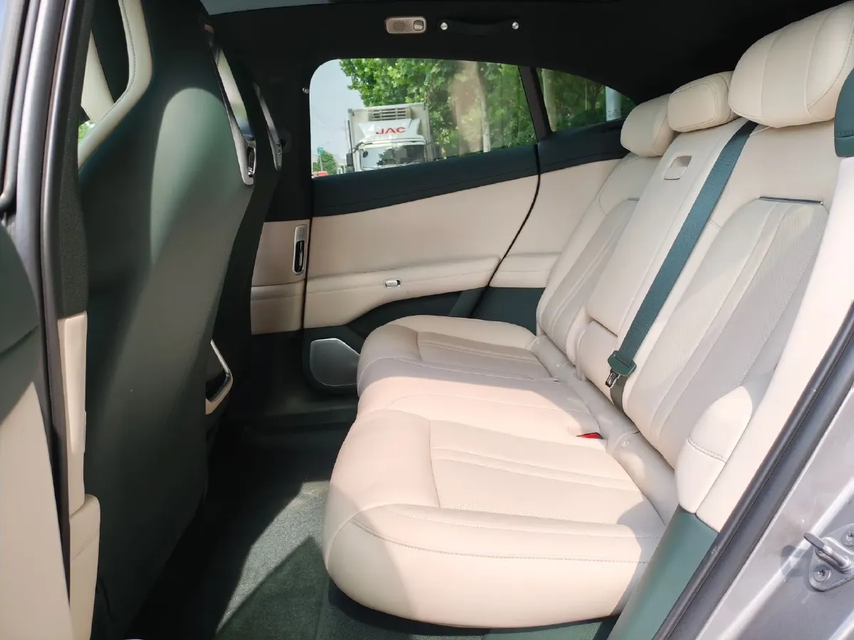 2025 MI YU7 BEV 96.3KWH,autocango,china used car exporter,china ev exporter,chinese used car exporter,chinese used ev exporter