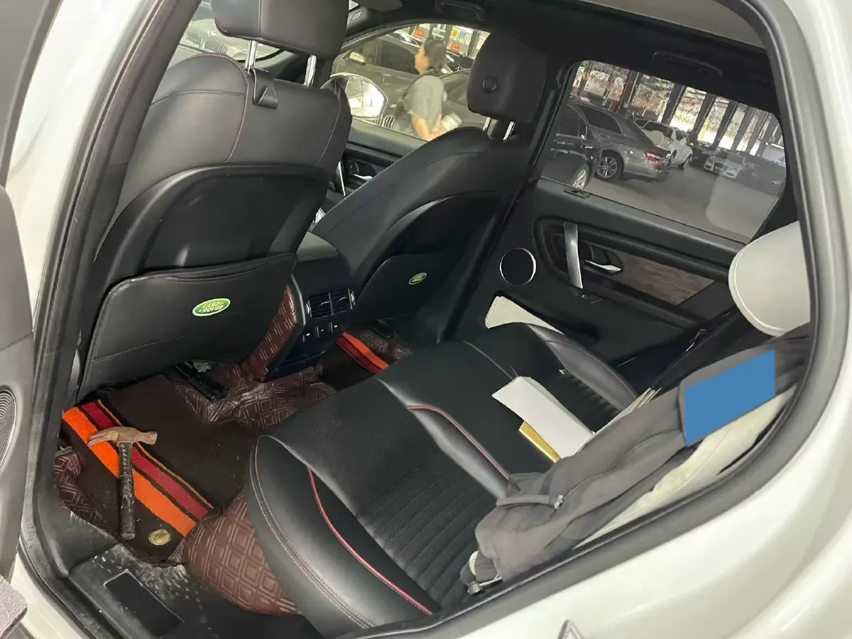 2020 Land Rover Discovery Sport 2.0T 249HP L4 9AT,autocango,china used car exporter,china ev exporter,chinese used car exporter,chinese used ev exporter