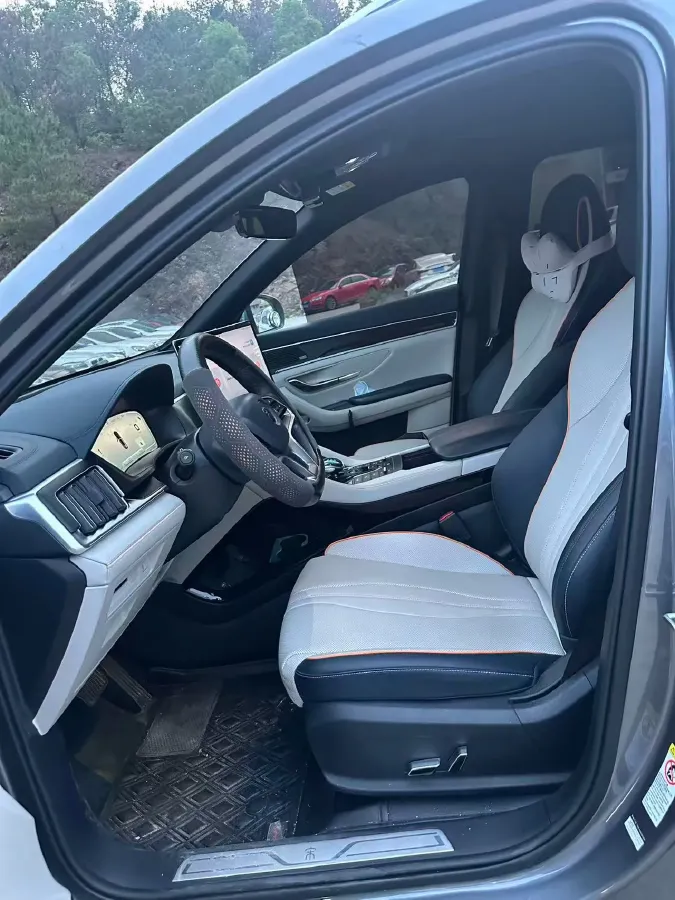 2022 Hyundai Tucson 2.0L 150HP L4 6AT Hybrid,autocango,china used car exporter,china ev exporter,chinese used car exporter,chinese used ev exporter