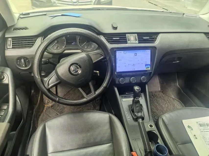 2017 Skoda Octavia 1.6L 110HP L4 6AT,autocango,china used car exporter,china ev exporter,chinese used car exporter,chinese used ev exporter