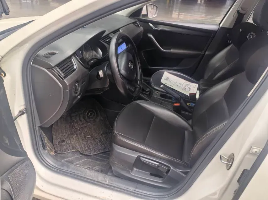 2017 Skoda Octavia 1.6L 110HP L4 6AT,autocango,china used car exporter,china ev exporter,chinese used car exporter,chinese used ev exporter