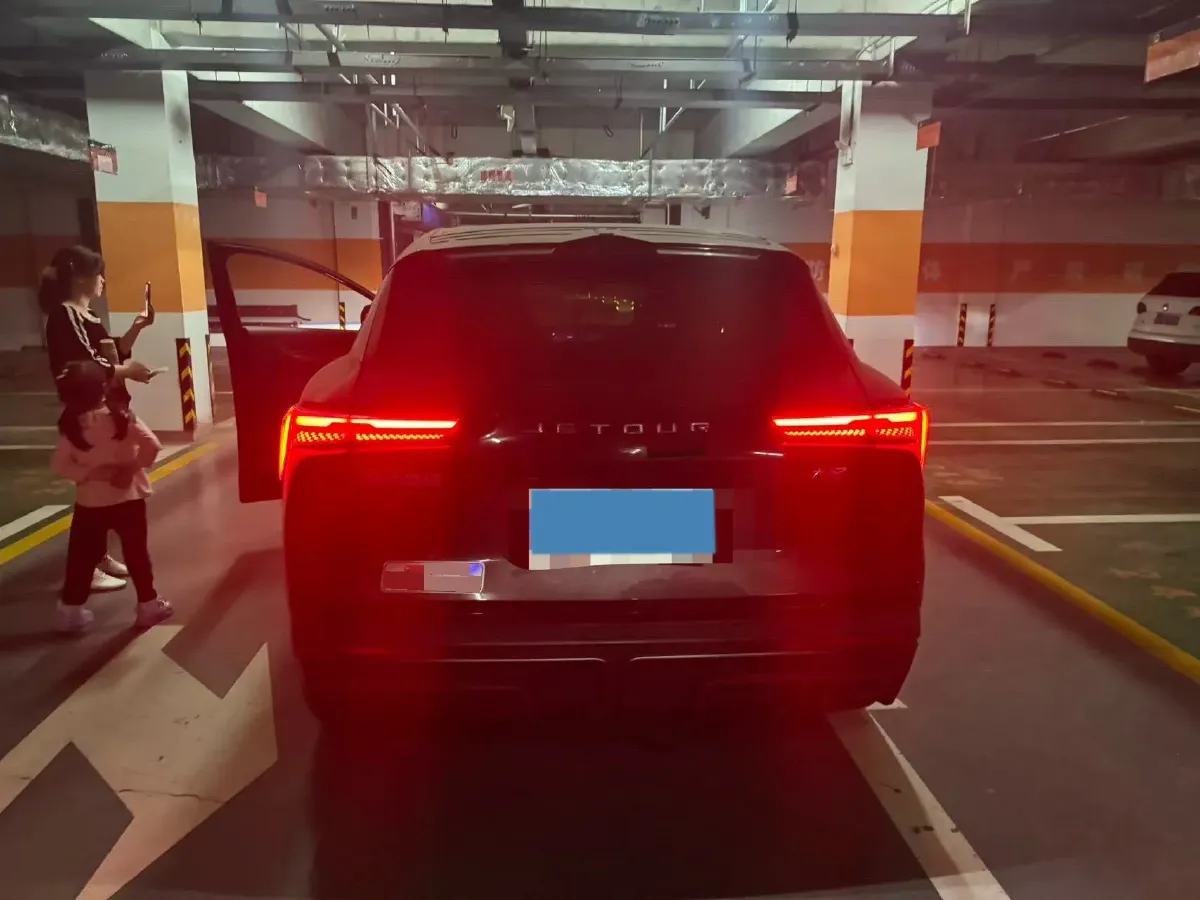 2023 Jetour DASHING 1.5T 156HP L4 6DCT,autocango,china used car exporter,china ev exporter,chinese used car exporter,chinese used ev exporter