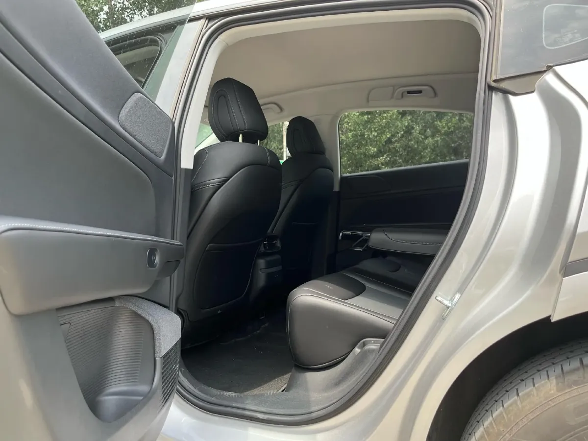 2023 Xpeng G6 BEV 87.5KWH,autocango,china used car exporter,china ev exporter,chinese used car exporter,chinese used ev exporter